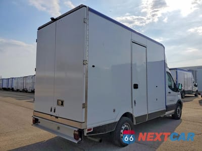 Trzecie zdjęcie samochodu z tyłu: 2020 FORD TRANSIT DELIVERY TRUCK VIN:1FDBW5Z86LKA83404 - miniatura
