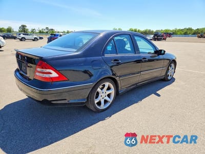 Trzecie zdjęcie samochodu z tyłu: 2007 MERCEDES-BENZ C 230 VIN:WDBRF52H77F933180 - miniatura