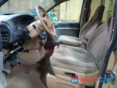 Zdjęcie 7 z 13 samochodu: 2000 DODGE GRAND CARAVAN SE VIN:1B4GP44G0YB750990 - miniatura