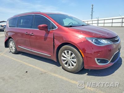 Czwarte zdjęcie samochodu z boku: 2018 CHRYSLER PACIFICA TOURING L VIN:2C4RC1BG8JR214143 - miniatura