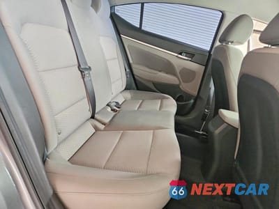 Zdjęcie 10 z 12 samochodu: 2020 HYUNDAI ELANTRA SEL VIN:5NPD84LF9LH529908 - miniatura