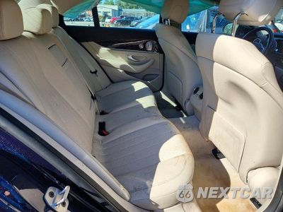 Zdjęcie 10 z 12 samochodu: 2019 MERCEDES-BENZ E 300 4MATIC VIN:WDDZF4KB2KA668431 - miniatura