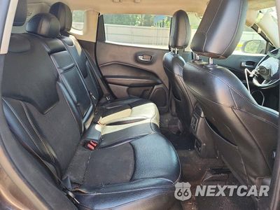 Zdjęcie 11 z 13 samochodu: 2019 JEEP COMPASS LATITUDE VIN:3C4NJDBB3KT595117 - miniatura