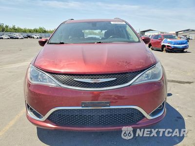 Piąte zdjęcie samochodu w środku: 2018 CHRYSLER PACIFICA TOURING L VIN:2C4RC1BG8JR214143 - miniatura