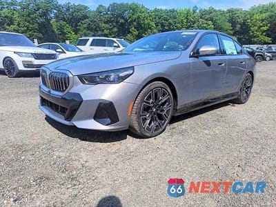2026 BMW 540 XI WBA63FJ06TCX08787 - główne zdjęcie licytacji z USA - miniatura