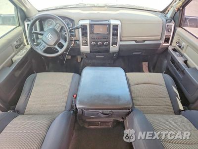 Zdjęcie 8 z 13 samochodu: 2012 DODGE RAM 2500 SLT VIN:3C6UD5DL3CG253862 - miniatura