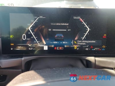 Zdjęcie 9 z 12 samochodu: 2024 BMW 230I VIN:3MW23CM09R8E25227 - miniatura