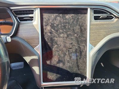 Zdjęcie 9 z 12 samochodu: 2015 TESLA MODEL S 85 VIN:5YJSA1H12FFP79792 - miniatura