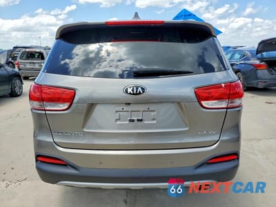Zdjęcie 6 z 13 samochodu: 2017 KIA SORENTO EX VIN:5XYPH4A50HG306145 - miniatura
