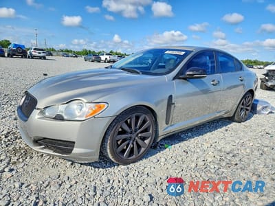 2011 JAGUAR XF PREMIUM SAJWA0GB8BLS18379 - główne zdjęcie licytacji z USA - miniatura