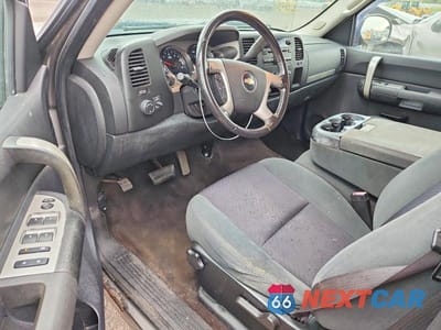 Zdjęcie 8 z 12 samochodu: 2009 CHEVROLET SILVERADO K1500 LT VIN:2GCEK29C591128213 - miniatura