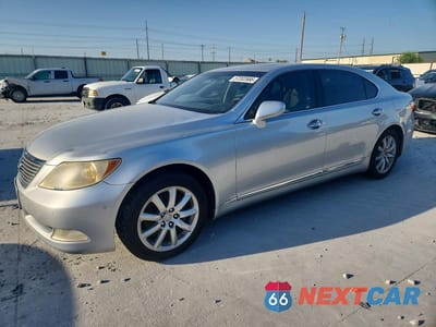 2007 LEXUS LS 460L JTHGL46F775004504 - główne zdjęcie licytacji z USA - miniatura