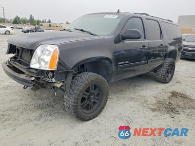 2013 GMC YUKON XL K1500 SLT 1GKS2KE72DR196792 - główne zdjęcie licytacji z USA - miniatura