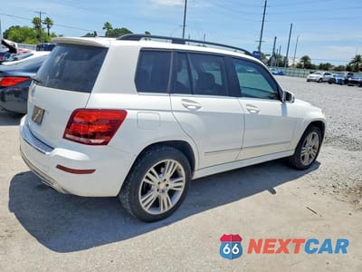 Trzecie zdjęcie samochodu z tyłu: 2014 MERCEDES-BENZ GLK 350 VIN:WDCGG5HB6EG332336 - miniatura