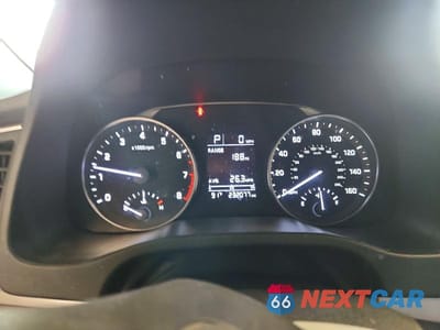 Zdjęcie 9 z 12 samochodu: 2018 HYUNDAI ELANTRA SE VIN:5NPD74LF3JH219155 - miniatura