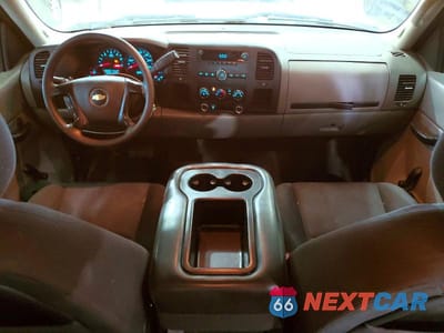 Zdjęcie 8 z 12 samochodu: 2012 CHEVROLET SILVERADO K1500 VIN:1GCPKPE70CF236656 - miniatura