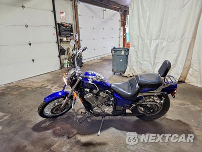 Trzecie zdjęcie samochodu z tyłu: 2005 HONDA VT600 CD VIN:JH2PC21395M603630 - miniatura