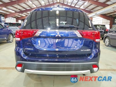 Zdjęcie 6 z 13 samochodu: 2018 MITSUBISHI OUTLANDER SE VIN:JA4AZ3A37JZ061597 - miniatura
