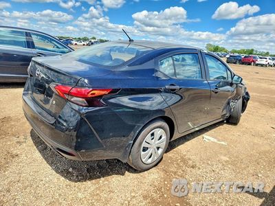 Trzecie zdjęcie samochodu z tyłu: 2025 NISSAN VERSA S VIN:3N1CN8DV5SL858589 - miniatura