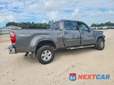 Trzecie zdjęcie samochodu z tyłu: 2005 TOYOTA TUNDRA DOUBLE CAB SR5 VIN:5TBET34185S491402 - miniatura