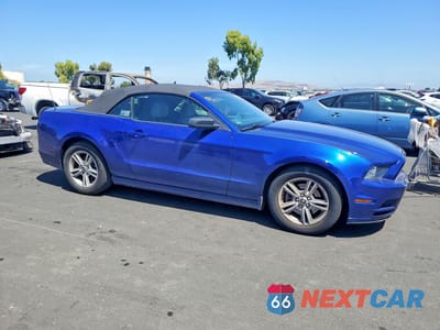 Czwarte zdjęcie samochodu z boku: 2013 FORD MUSTANG VIN:1ZVBP8EM7D5219185 - miniatura