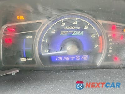 Zdjęcie 9 z 14 samochodu: 2006 HONDA CIVIC HYBRID VIN:JHMFA36226S016505 - miniatura