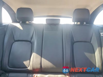 Zdjęcie 10 z 13 samochodu: 2018 JAGUAR F-PACE PREMIUM VIN:SADCJ2GX4JA236739 - miniatura