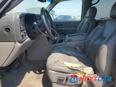 Zdjęcie 7 z 12 samochodu: 2005 GMC YUKON VIN:1GKEK13T75J172186 - miniatura
