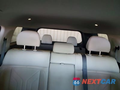 Zdjęcie 10 z 13 samochodu: 2025 HYUNDAI SANTA FE VIN:5NMP2DGL8SH130465 - miniatura