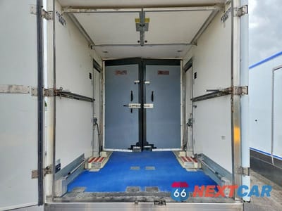 Zdjęcie 10 z 13 samochodu: 2020 FORD TRANSIT DELIVERY TRUCK VIN:1FDBW5Z80LKB30314 - miniatura