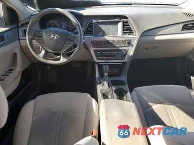 Zdjęcie 8 z 12 samochodu: 2016 HYUNDAI SONATA SE VIN:5NPE24AF1GH316868 - miniatura