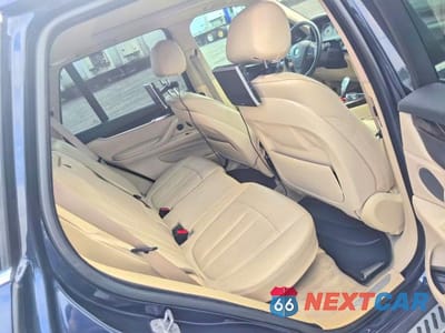 Zdjęcie 6 z 10 samochodu: 2014 BMW X5 XDRIVE35D VIN:5UXKS4C5XE0J94155 - miniatura