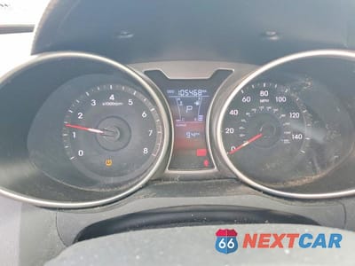Zdjęcie 9 z 12 samochodu: 2016 HYUNDAI VELOSTER BASE VIN:KMHTC6AD0GU277142 - miniatura