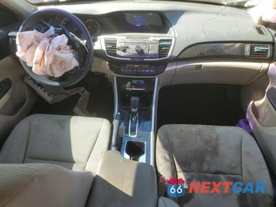 Zdjęcie 8 z 12 samochodu: 2017 HONDA ACCORD LX VIN:1HGCR2F31HA057640 - miniatura