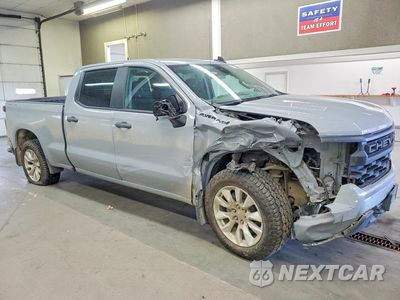 Czwarte zdjęcie samochodu z boku: 2024 CHEVROLET SILVERADO K1500 CUSTOM VIN:1GCPDBEK1RZ224203 - miniatura