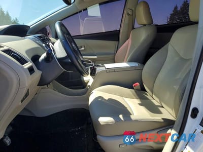 Zdjęcie 7 z 14 samochodu: 2014 TOYOTA PRIUS V FIVE VIN:JTDZN3EU6E3296234 - miniatura