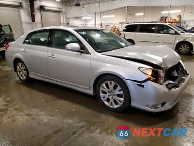 Czwarte zdjęcie samochodu z boku: 2011 TOYOTA AVALON BASE VIN:4T1BK3DB7BU400631 - miniatura