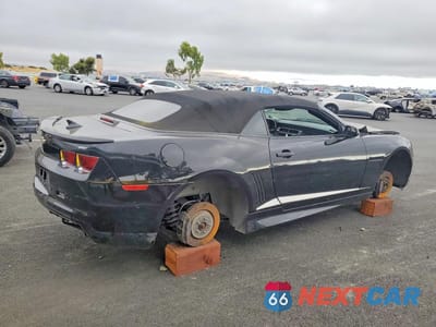 Trzecie zdjęcie samochodu z tyłu: 2013 CHEVROLET CAMARO 2SS VIN:2G1FT3DWXD9149117 - miniatura