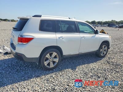 Trzecie zdjęcie samochodu z tyłu: 2013 TOYOTA HIGHLANDER LIMITED VIN:5TDDK3EH0DS241006 - miniatura