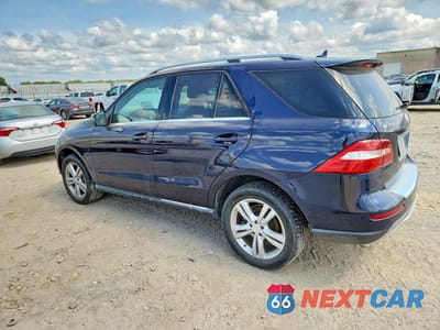 Drugie zdjęcie samochodu z przodu: 2015 MERCEDES-BENZ ML 350 4MATIC VIN:4JGDA5HB2FA449163 - miniatura