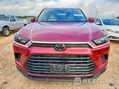 Piąte zdjęcie samochodu w środku: 2024 TOYOTA GRAND HIGHLANDER XLE VIN:5TDAAAA52RS010850 - miniatura