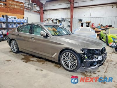 Czwarte zdjęcie samochodu z boku: 2017 BMW 530 I VIN:WBAJA5C35HG895148 - miniatura
