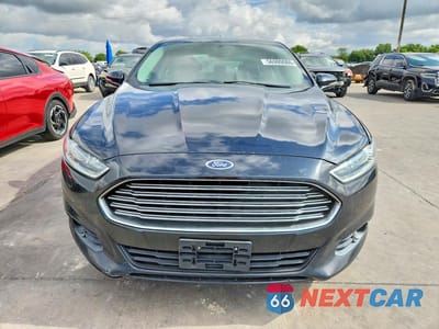 Piąte zdjęcie samochodu w środku: 2015 FORD FUSION SE VIN:3FA6P0HD0FR258658 - miniatura