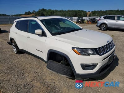 Czwarte zdjęcie samochodu z boku: 2018 JEEP COMPASS LATITUDE VIN:3C4NJDBB8JT485260 - miniatura