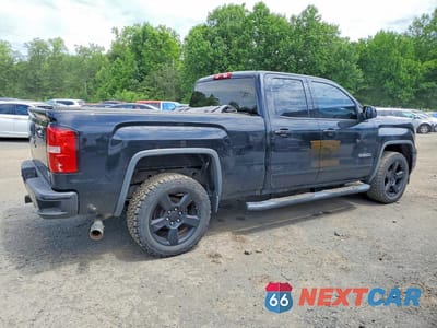 Trzecie zdjęcie samochodu z tyłu: 2016 GMC SIERRA K1500 VIN:1GTV2LEC2GZ176784 - miniatura