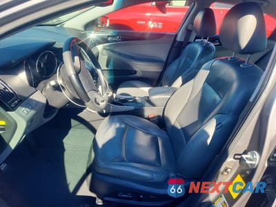 Zdjęcie 7 z 12 samochodu: 2012 HYUNDAI SONATA LIMITED VIN:5NPEC4AC8CH345233 - miniatura