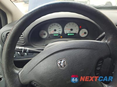 Zdjęcie 8 z 10 samochodu: 2005 DODGE GRAND CARAVAN SE VIN:2D4GP24RX5R349102 - miniatura