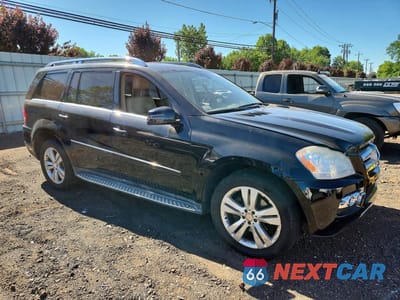 Czwarte zdjęcie samochodu z boku: 2011 MERCEDES-BENZ GL 450 4MATIC VIN:4JGBF7BE2BA645251 - miniatura