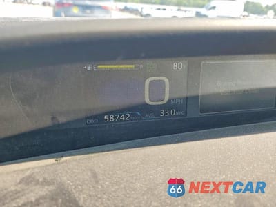 Zdjęcie 9 z 12 samochodu: 2020 TOYOTA PRIUS XLE AWD-E VIN:JTDL9RFU9L3021028 - miniatura