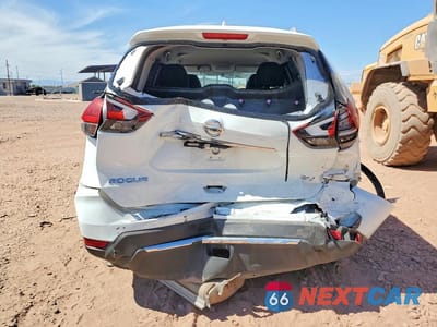 Zdjęcie 6 z 14 samochodu: 2017 NISSAN ROGUE SV VIN:KNMAT2MT8HP511373 - miniatura